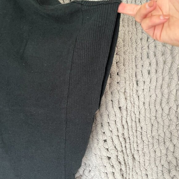 Banana Republic Factory Black Knit Poncho Size XS/S - Picture 10 of 15